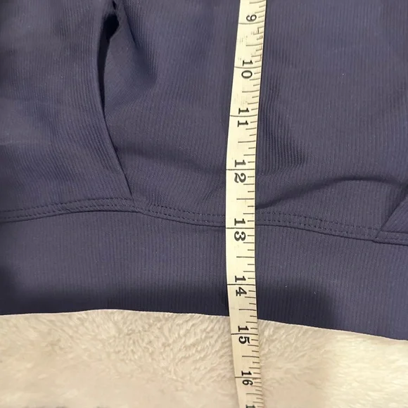 Halara Navy Half workout tank - Picture 4 of 5